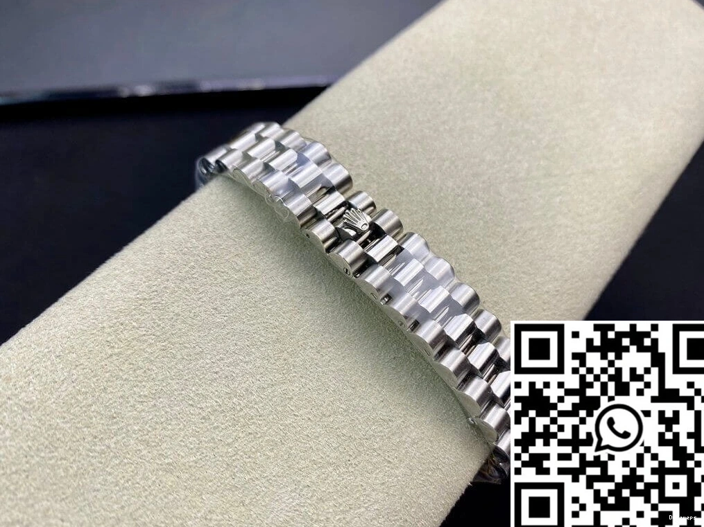 Factory Diamond-set BP Dial Rolex 28MM Green Datejust 0425